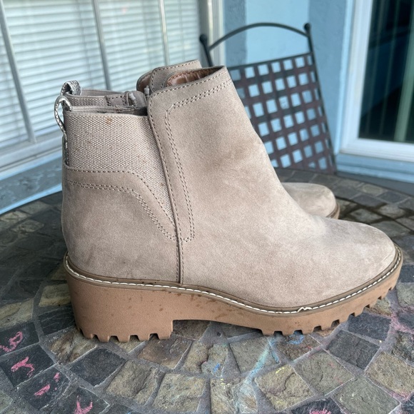 Wedge Boot - Picture 1 of 6